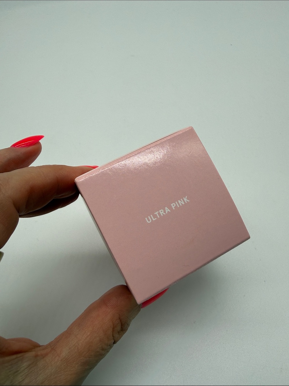 One Size Ultimate Blurring Setting Powder in Ultra Pink Mini Size NWT - Picture 4 of 5